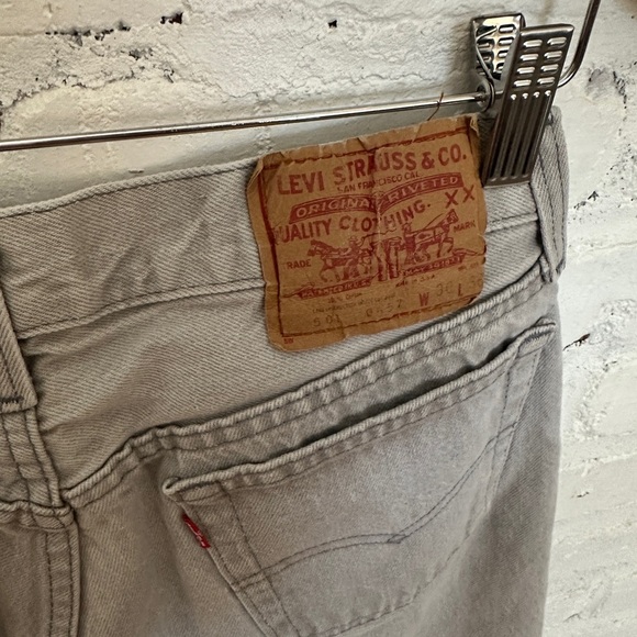 Vintage 1985 Levi’s 501 Button Fly Jeans – Gray – Hemmed/Altered – USA Made - Picture 2 of 7